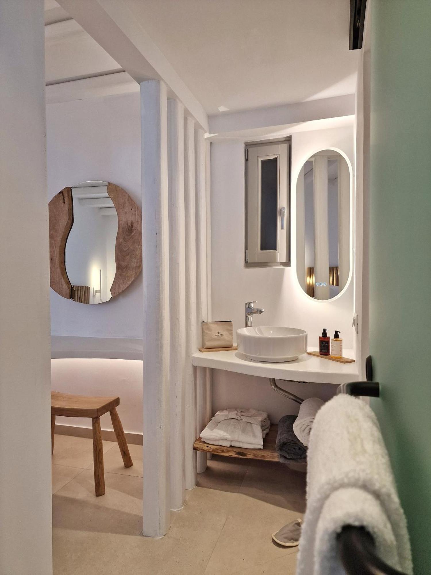 Agada Folegandros Suites & Villas Áno Meriá 外观 照片